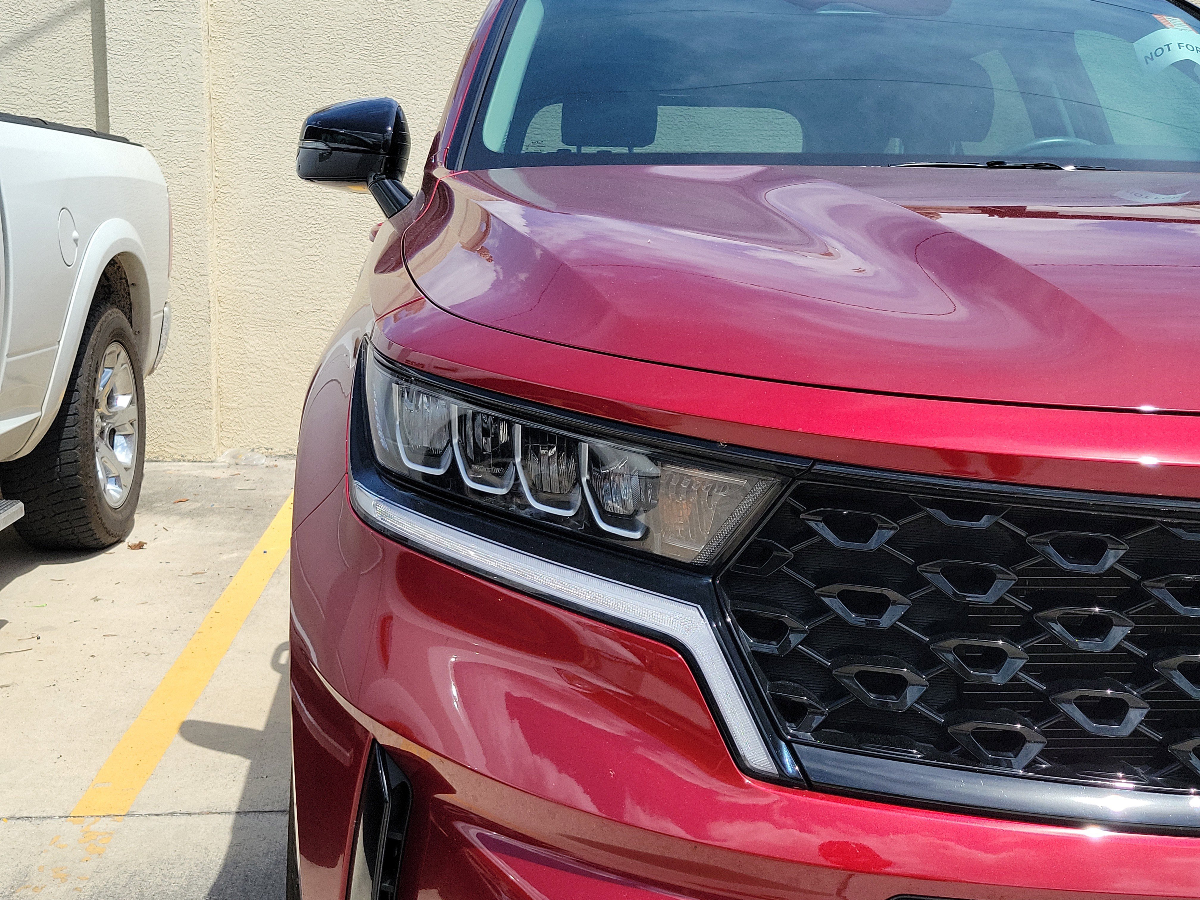 Used 2023 Kia Sorento S w/ Panoramic Sunroof Package image 7