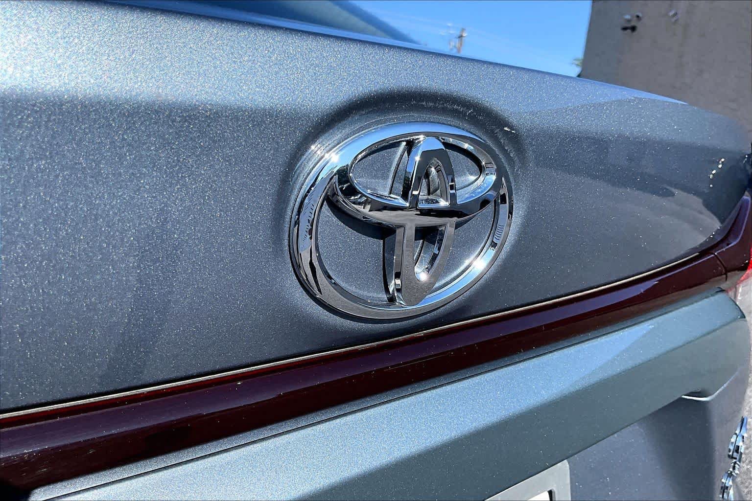 Certified 2026 Toyota Corolla LE FWD image 31