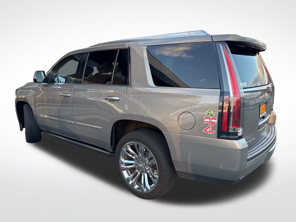Used 2019 Cadillac Escalade Premium Luxury w/ LPO, Radiant Package image 3
