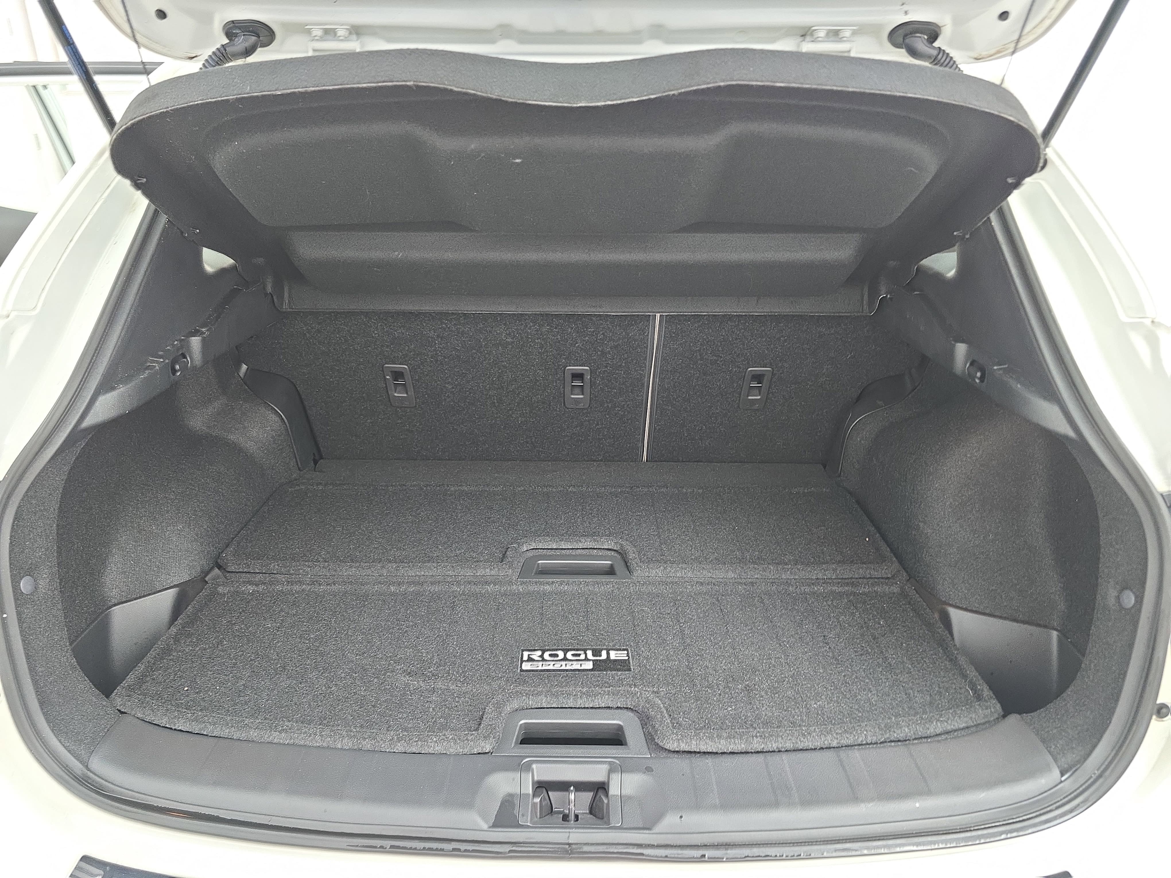 Certified 2022 Nissan Rogue Sport SL image 12