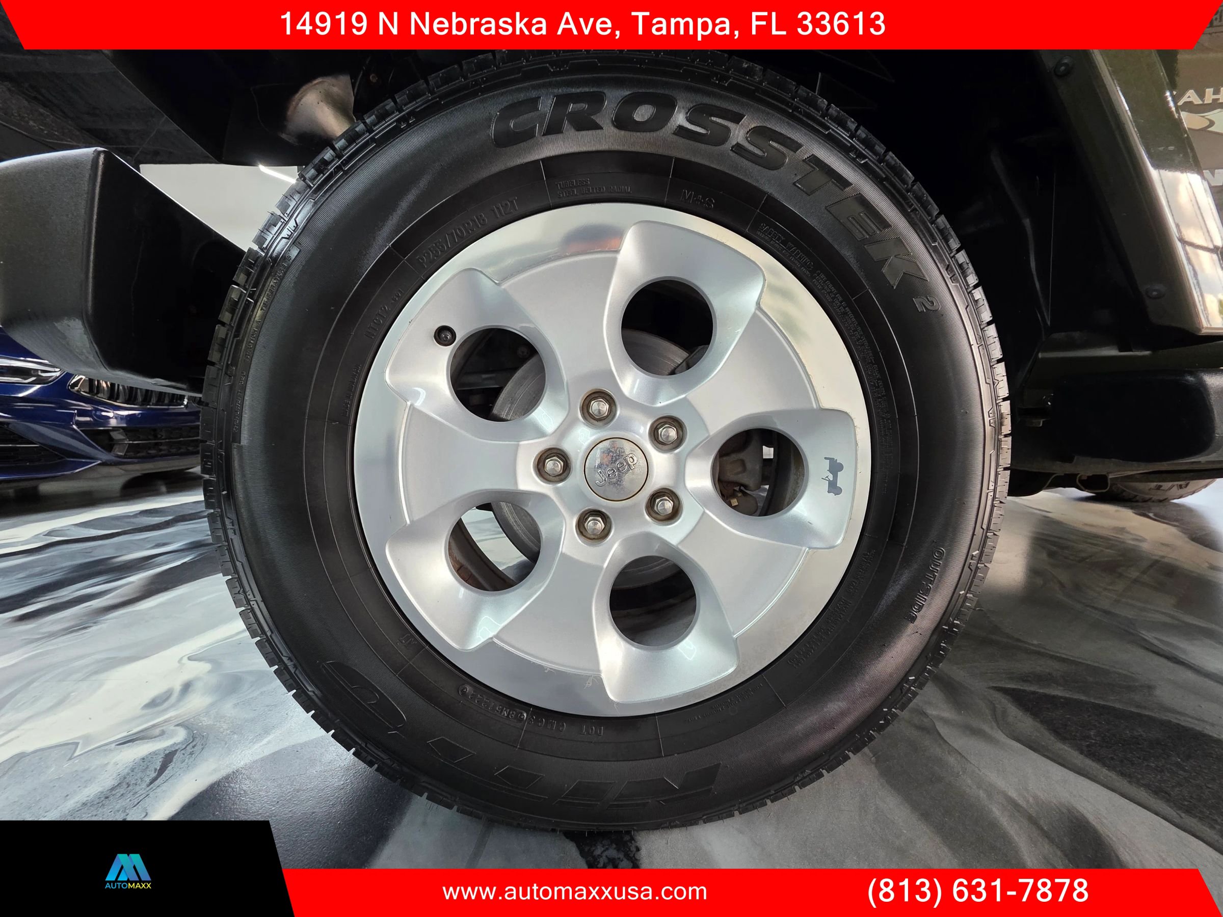 Used 2015 Jeep Wrangler Sahara w/ Connectivity Group AWD/4WD image 33