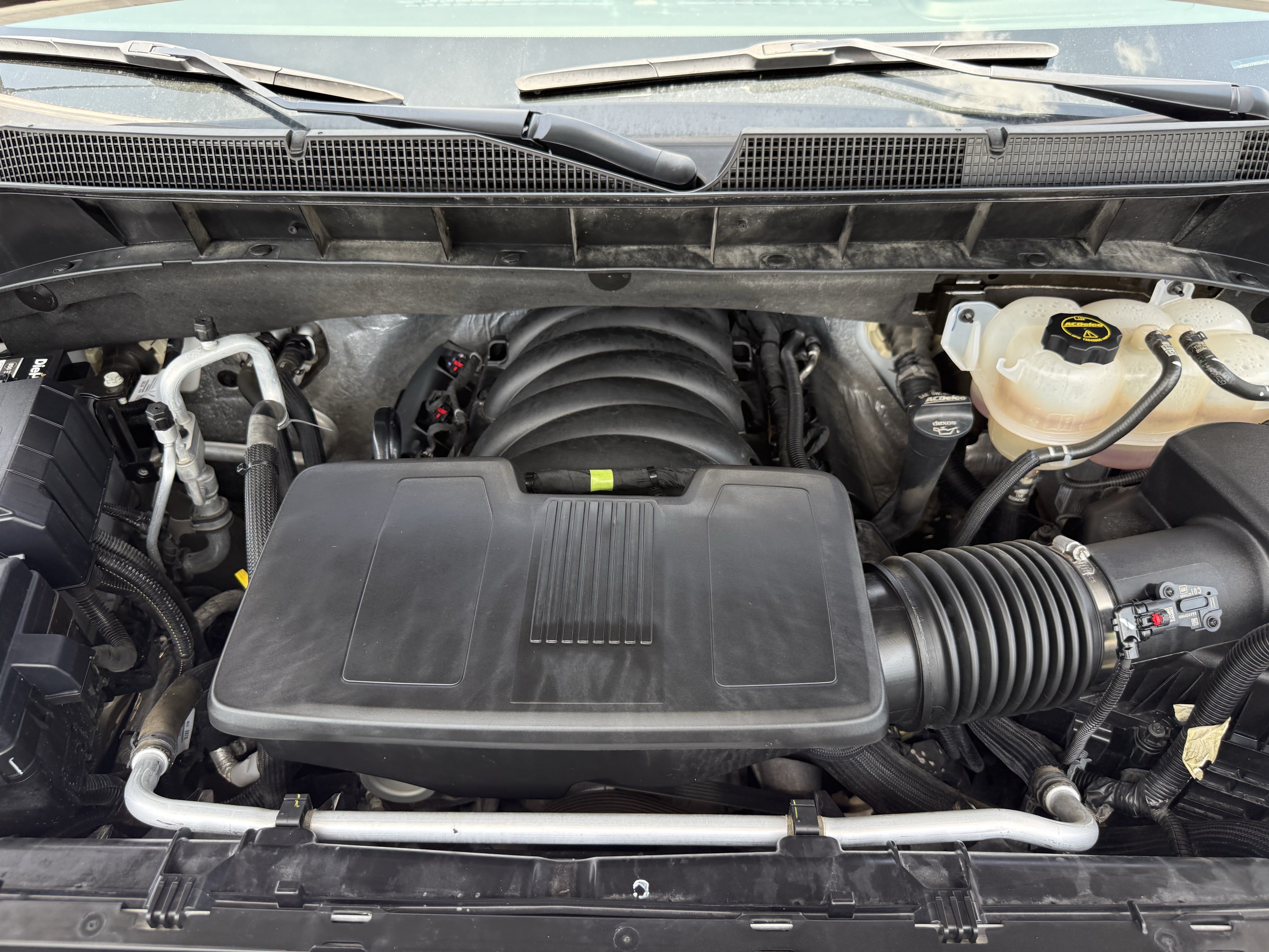 Used 2025 Chevrolet Silverado 1500 LT RWD image 29