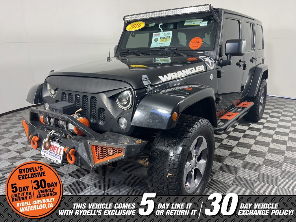Used 2016 Jeep Wrangler Unlimited Sahara w/ Connectivity Group image 11