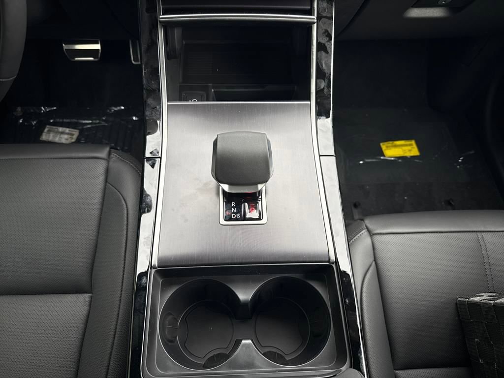 Used 2026 Land Rover Range Rover Velar Dynamic SE image 26