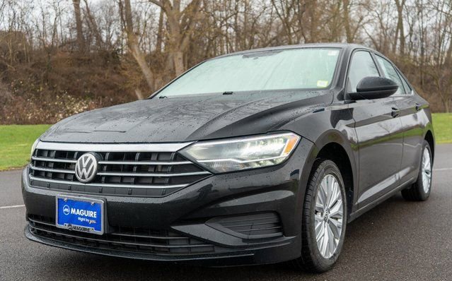 Used 2019 Volkswagen Jetta S w/ Driver Assistance Package image 2