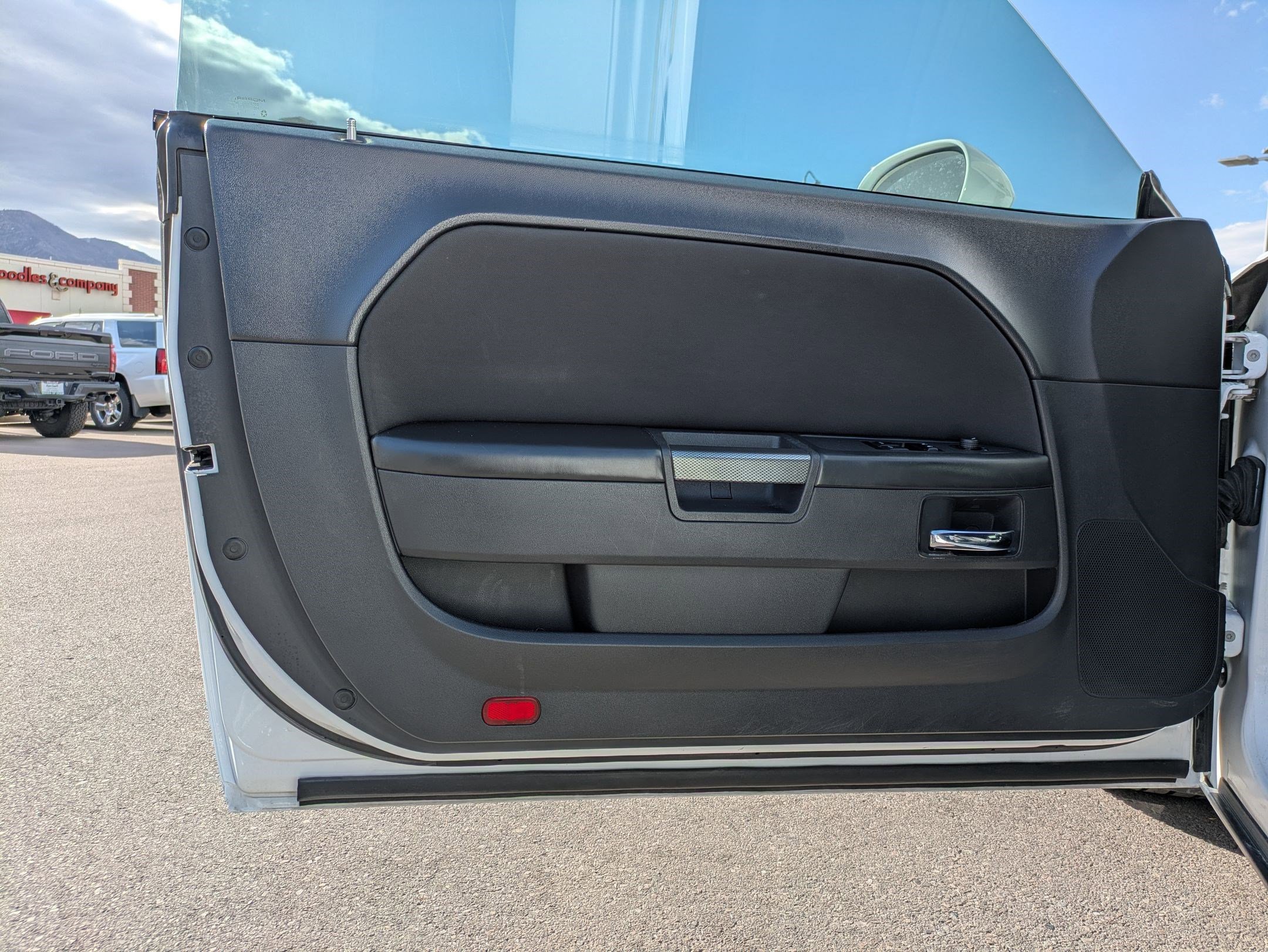 Used 2013 Dodge Challenger R/T image 14