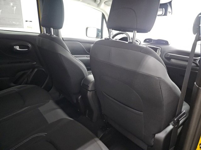 Used 2023 Jeep Renegade Altitude w/ Convenience Group I image 14