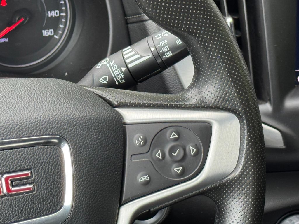 Used 2024 GMC Terrain SLE AWD/4WD image 21