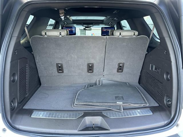 Used 2023 Chevrolet Tahoe Z71 w/ Luxury Package AWD/4WD image 18