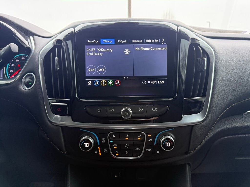 Used 2020 Chevrolet Traverse LT w/ Driver Confidence II Package AWD/4WD image 16