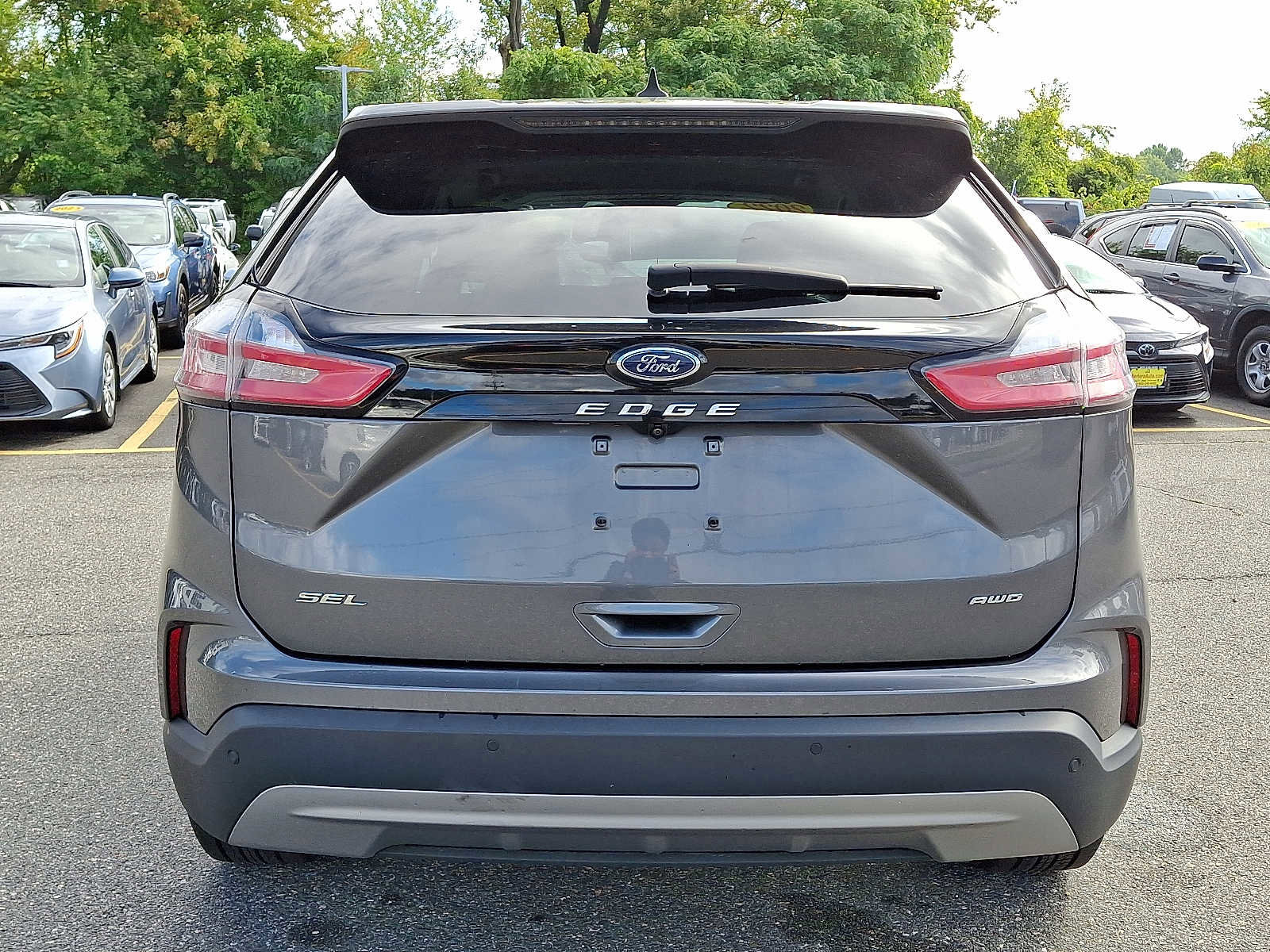 Used 2022 Ford Edge SEL AWD/4WD image 5