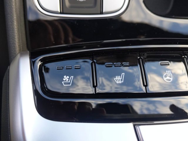 Certified 2023 Hyundai Santa Cruz Limited AWD/4WD image 19