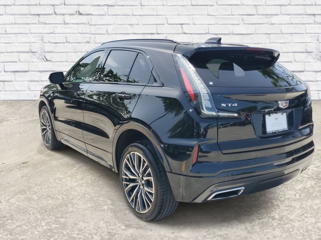 Certified 2024 Cadillac XT4 Sport FWD image 2