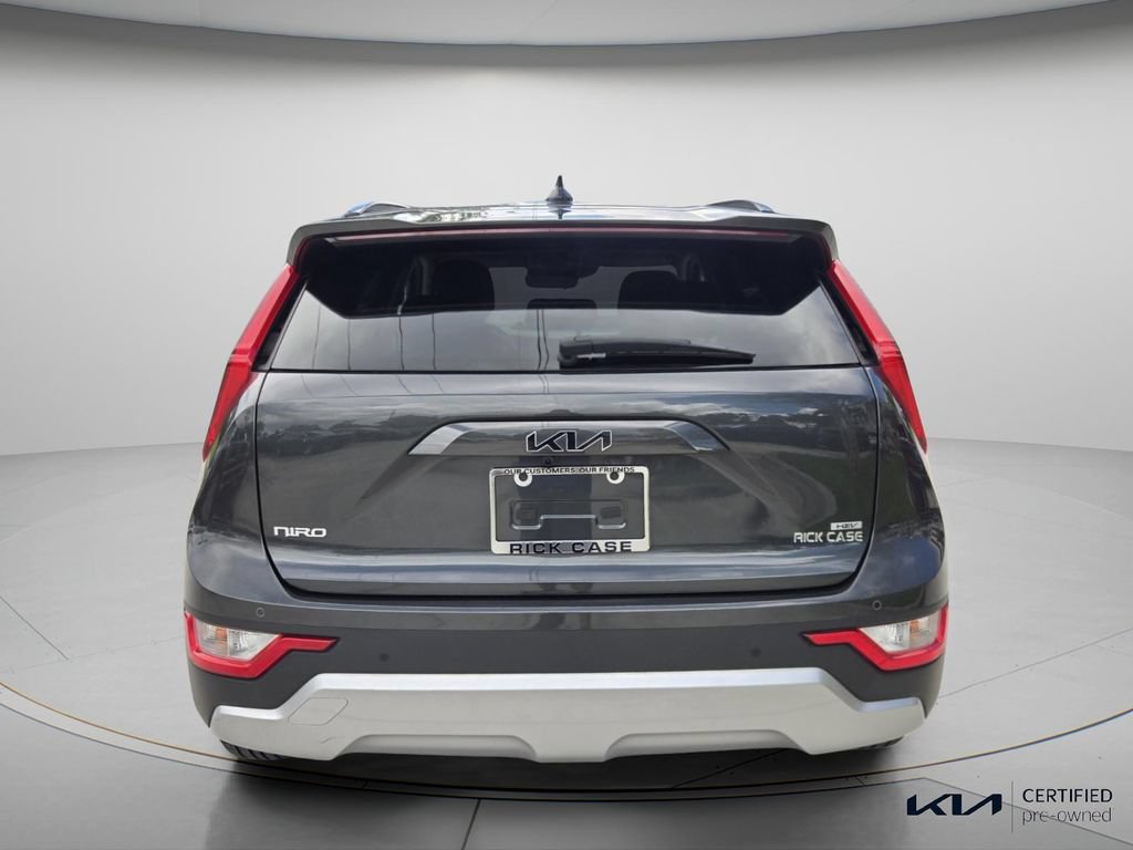 Certified 2024 Kia Niro EX FWD image 6