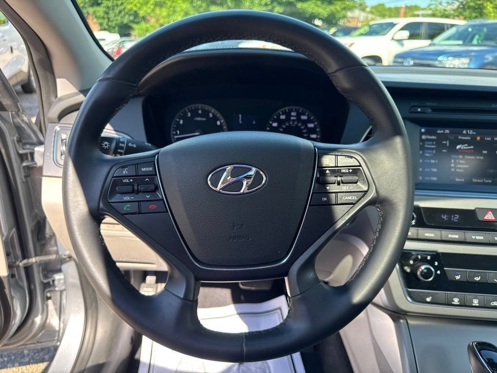 Used 2017 Hyundai Sonata Sport w/ Value Edition Package 02 FWD image 26
