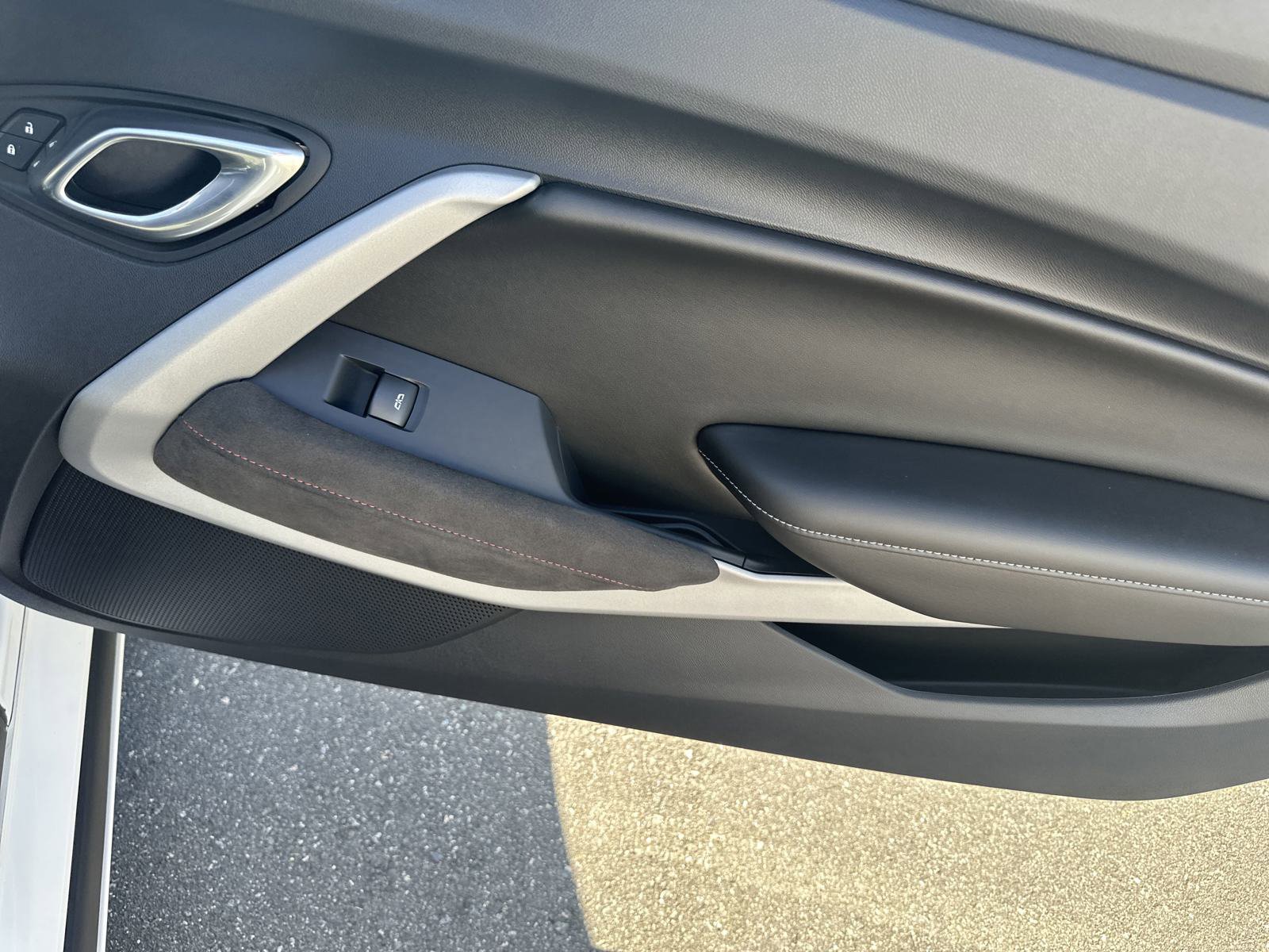 Used 2023 Chevrolet Camaro SS image 30