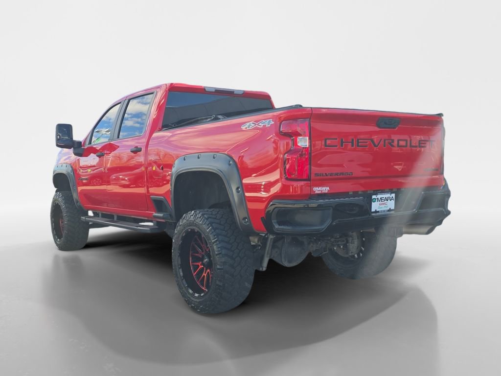 Used 2020 Chevrolet Silverado 2500 Custom w/ Custom Value Package image 3