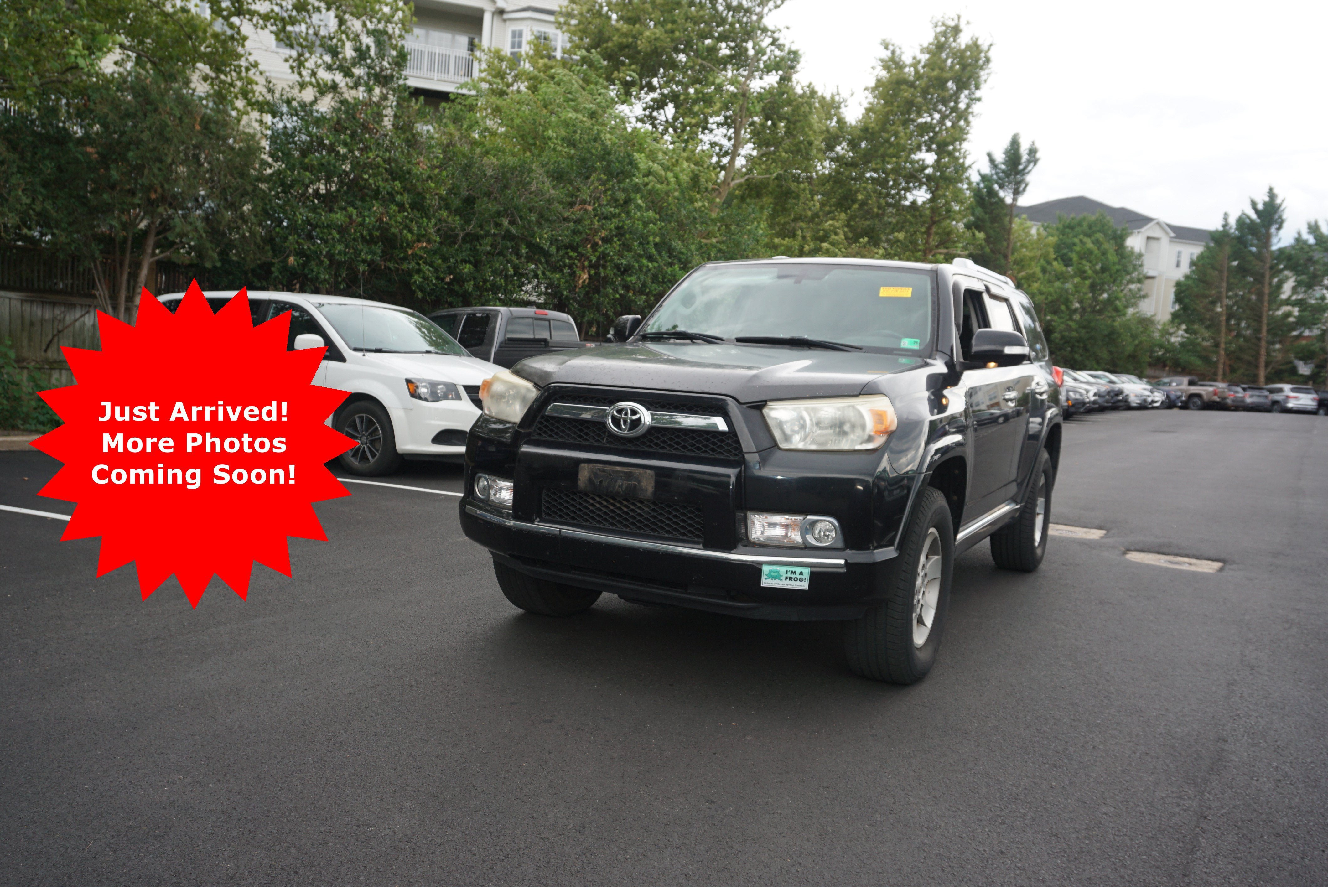 Used 2011 Toyota 4Runner SR5 w/ Premium Pkg w/Leather AWD/4WD image 1