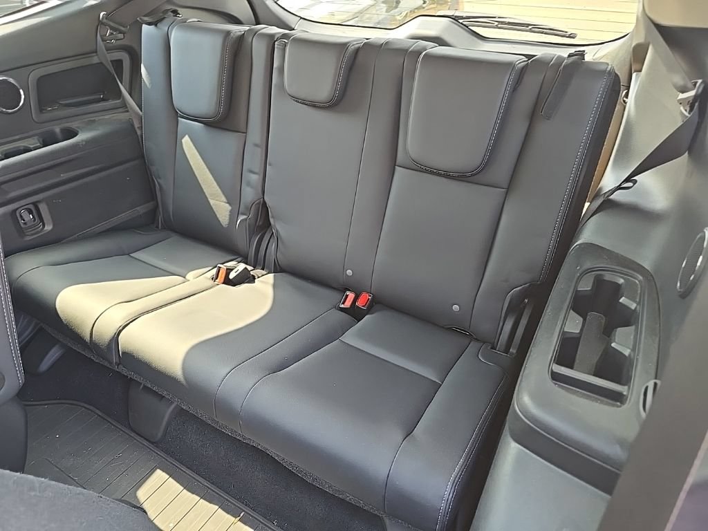 Used 2023 Subaru Ascent Touring w/ Popular Package #2A AWD/4WD image 17