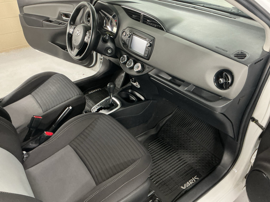 Used 2018 Toyota Yaris LE FWD image 9
