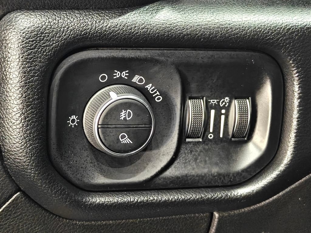 Used 2019 RAM 1500 Big Horn AWD/4WD image 41