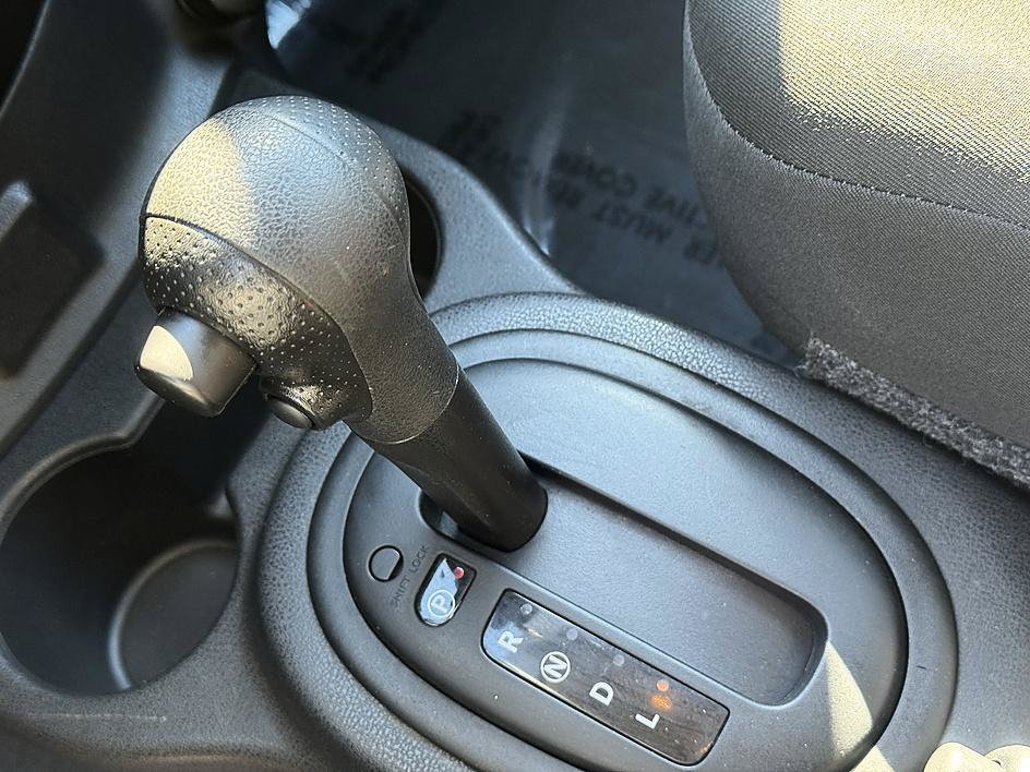 Used 2018 Nissan Versa S Plus FWD image 18