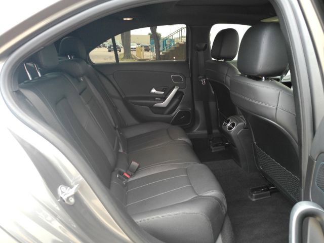 Used 2019 Mercedes-Benz A 220 w/ Premium Package image 27
