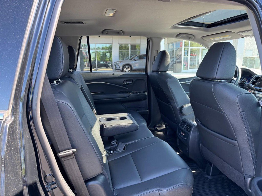 Used 2022 Honda Pilot Special Edition image 10