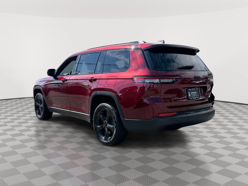 Certified 2025 Jeep Grand Cherokee L Limited w/ Black Appearance Package AWD/4WD image 8