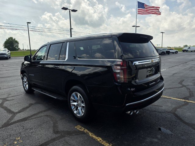 Used 2024 Chevrolet Suburban Premier AWD/4WD image 19