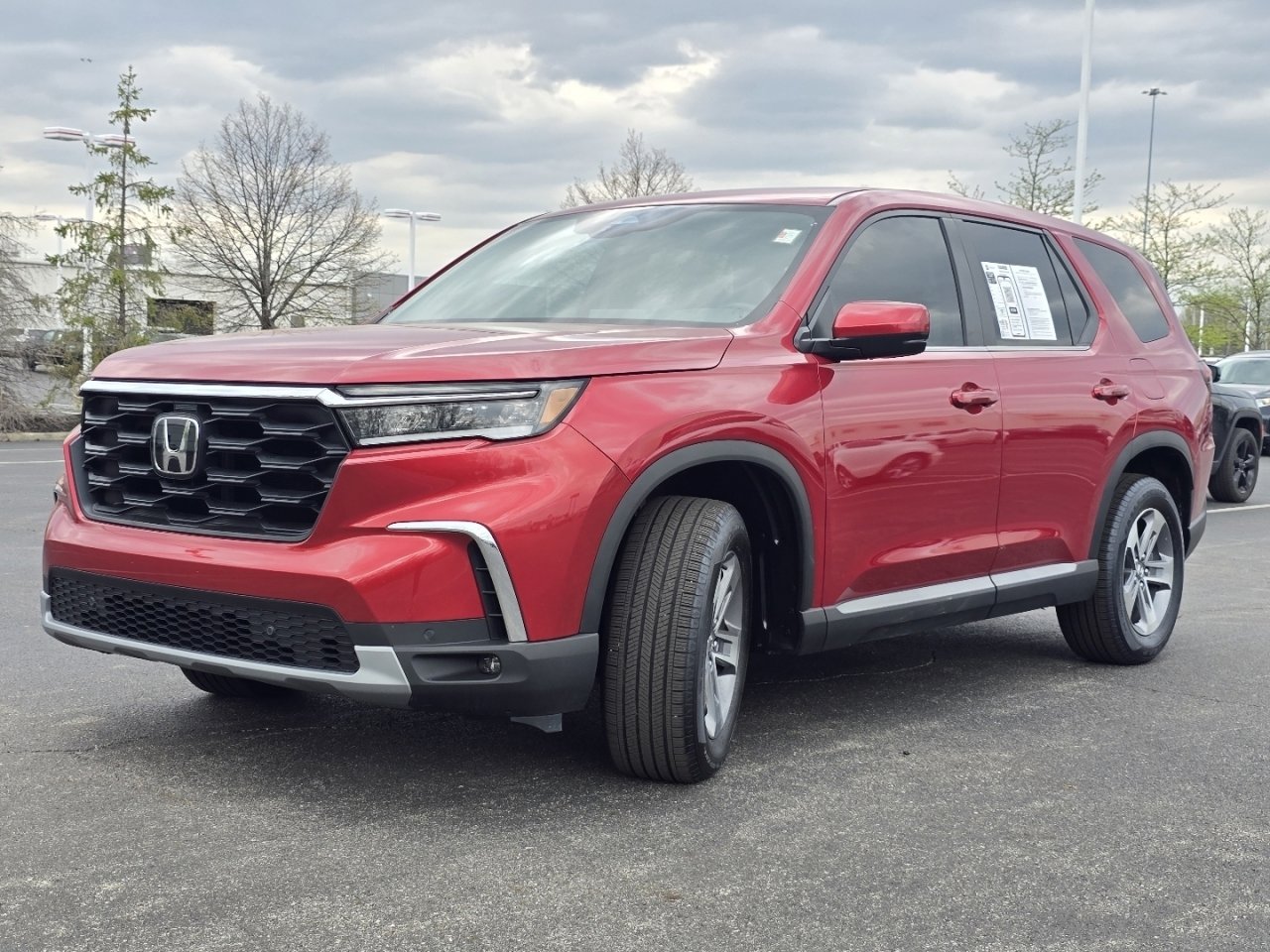 Used 2025 Honda Pilot EX-L image 12