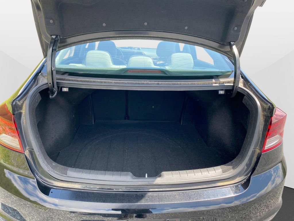 Used 2020 Hyundai Elantra SEL FWD image 32