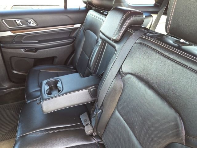Used 2017 Ford Explorer Limited image 43