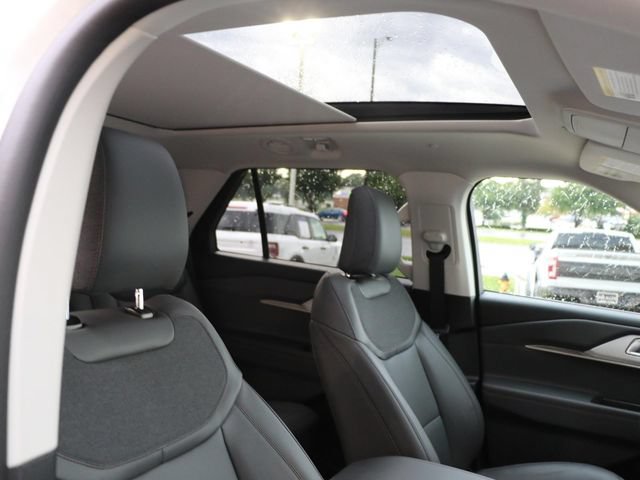 New 2026 Ford Explorer Active w/ Active Comfort Package AWD/4WD image 10