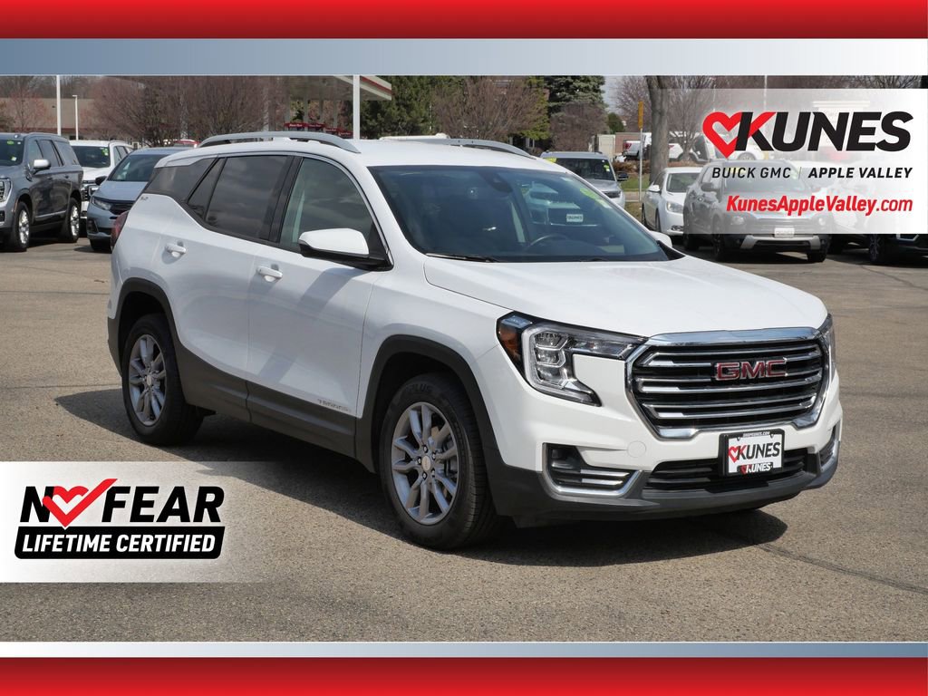 Used 2024 GMC Terrain SLT