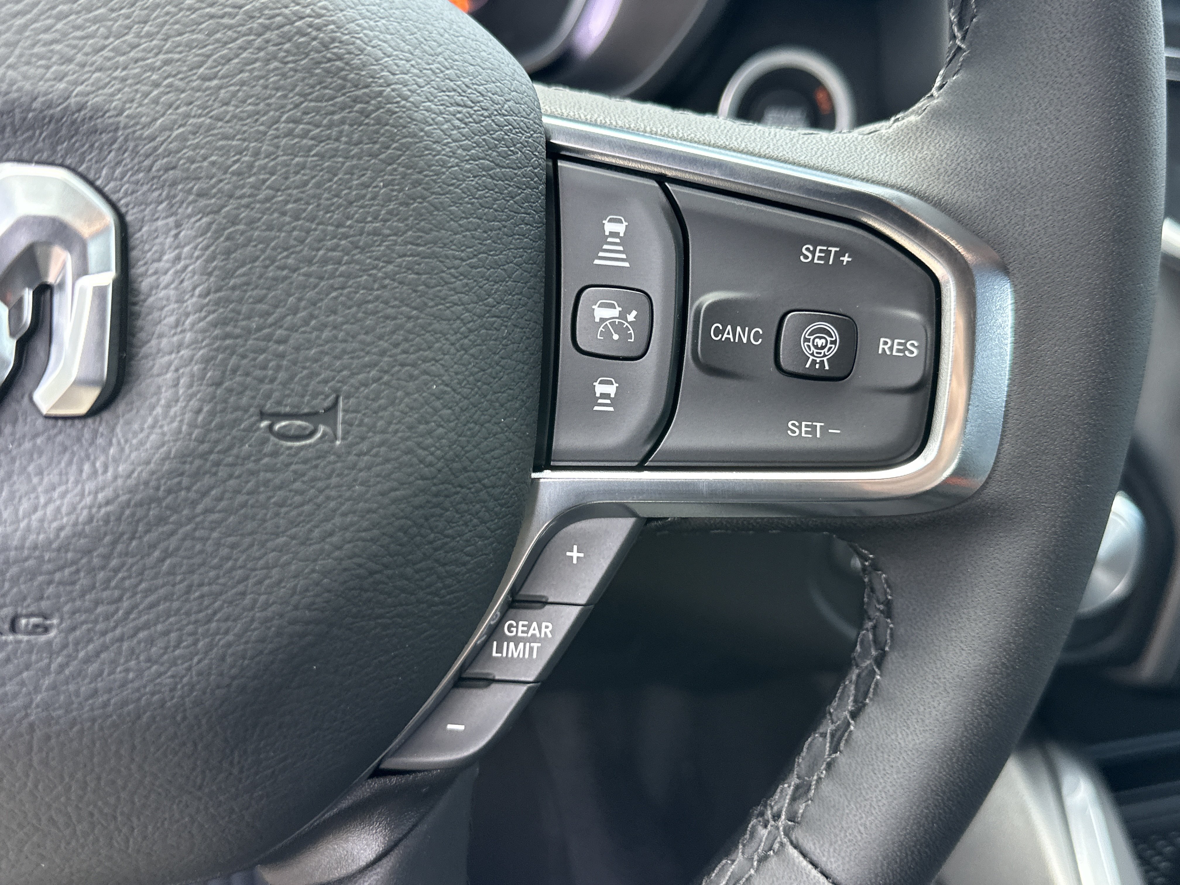 New 2027 RAM 1500 Laramie w/ Night Edition AWD/4WD image 11