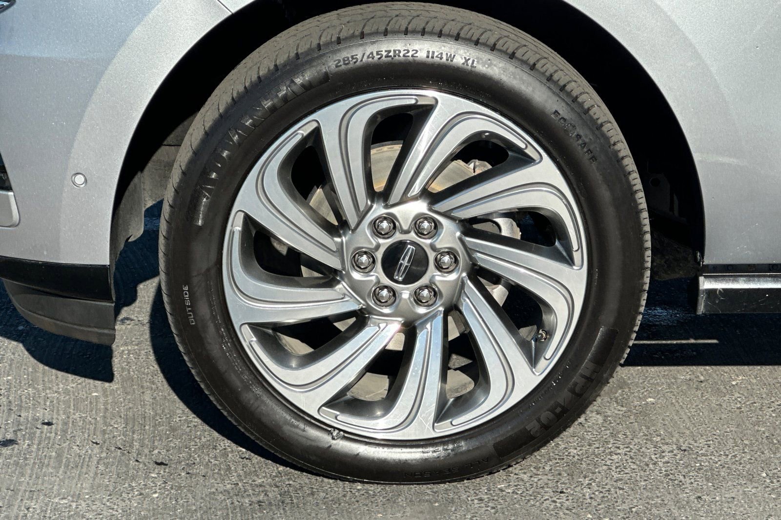 Used 2024 Lincoln Navigator Premiere image 27
