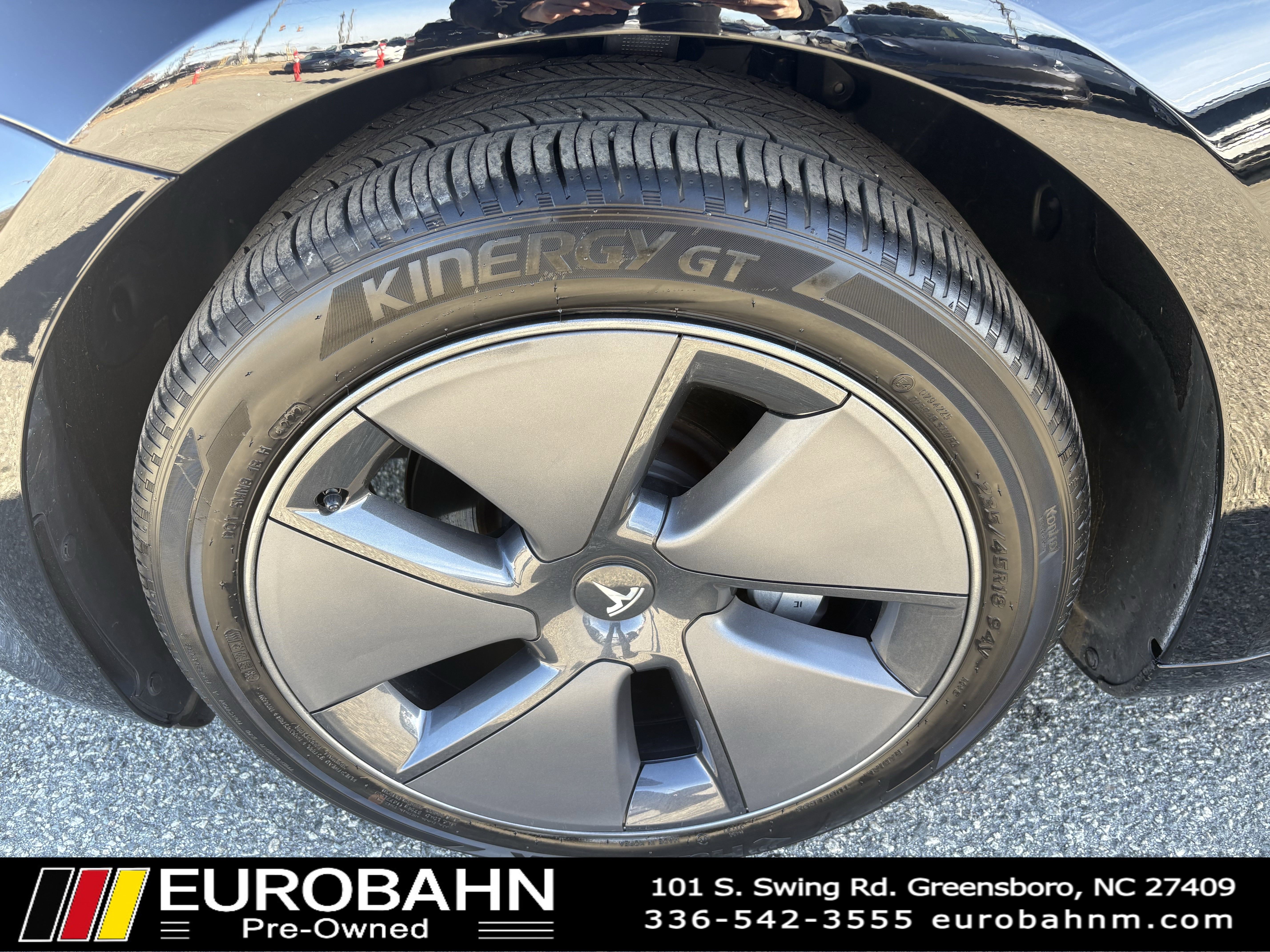 Used 2023 Tesla Model 3 Standard Range image 30