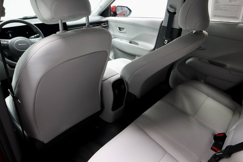 Certified 2025 Hyundai Kona SEL image 20