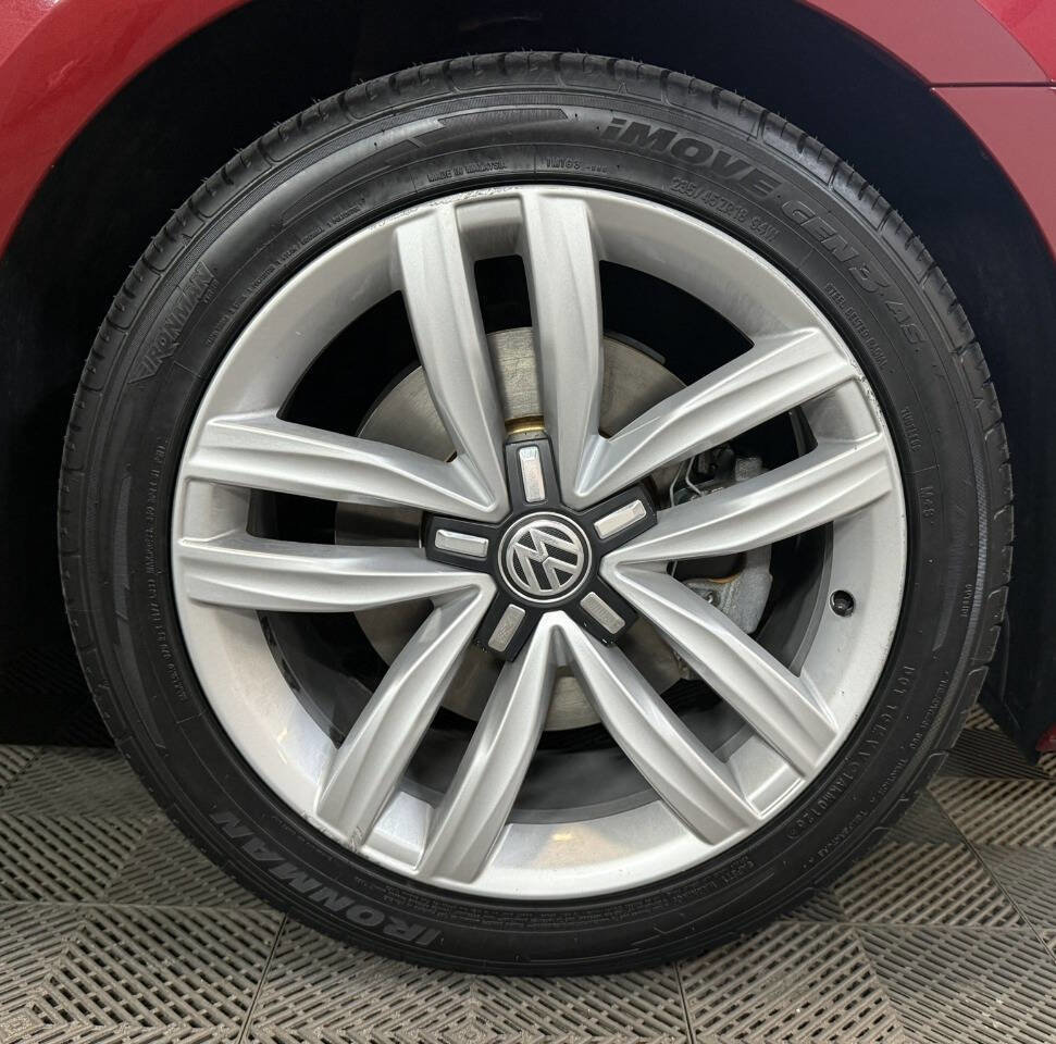 Used 2017 Volkswagen Passat 1.8T SE FWD image 26