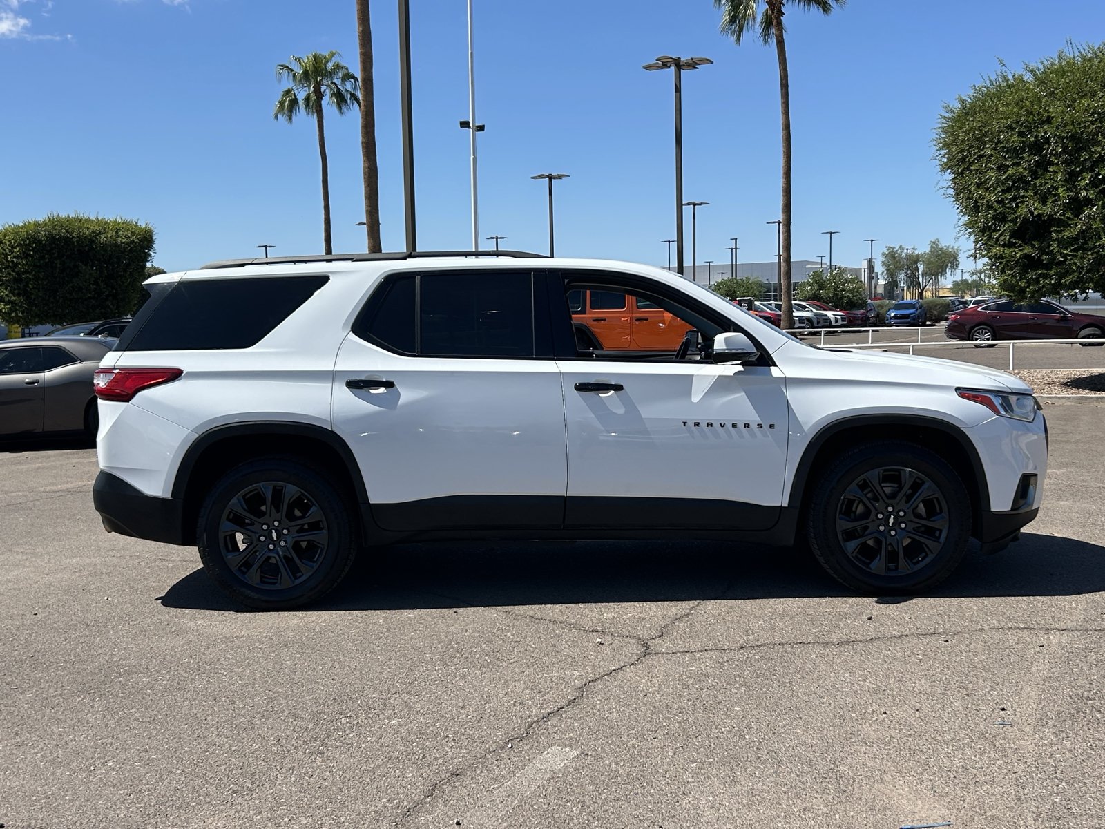 Used 2018 Chevrolet Traverse RS FWD image 6