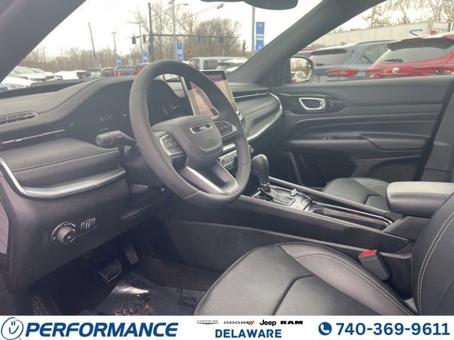 Used 2024 Jeep Compass Limited w/ High Altitude Package image 3