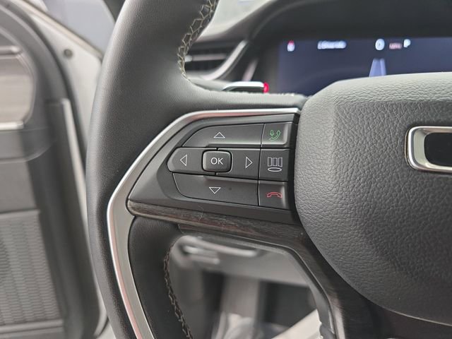 Used 2024 Jeep Grand Cherokee Limited image 40