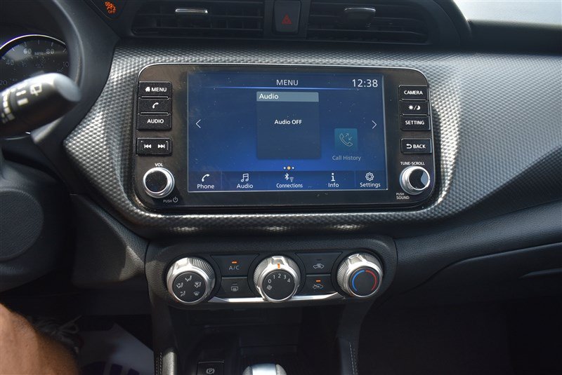 Used 2023 Nissan Kicks SV FWD image 14