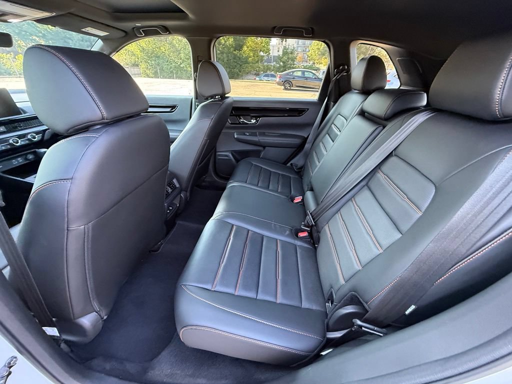 Used 2025 Honda CR-V Sport Touring image 30
