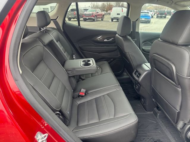 Used 2024 GMC Terrain Denali w/ Denali Premium Package image 18