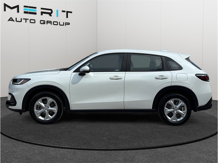 Used 2023 Honda HR-V LX image 5