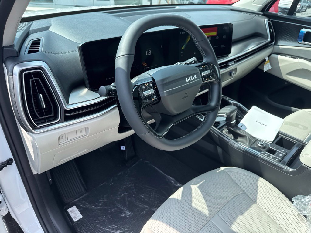 New 2026 Kia Sorento S w/ S Panoramic Sunroof Package FWD image 10