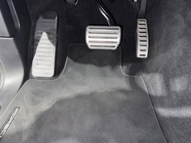 Used 2015 Porsche Cayenne S image 53