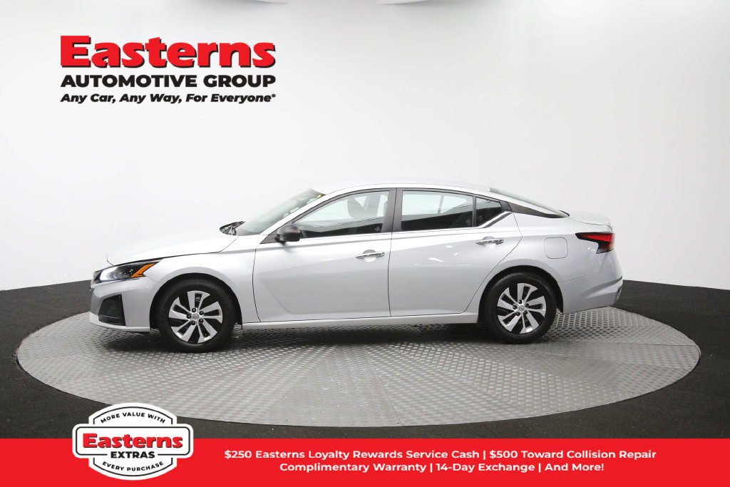 Used 2024 Nissan Altima 2.5 S FWD image 60